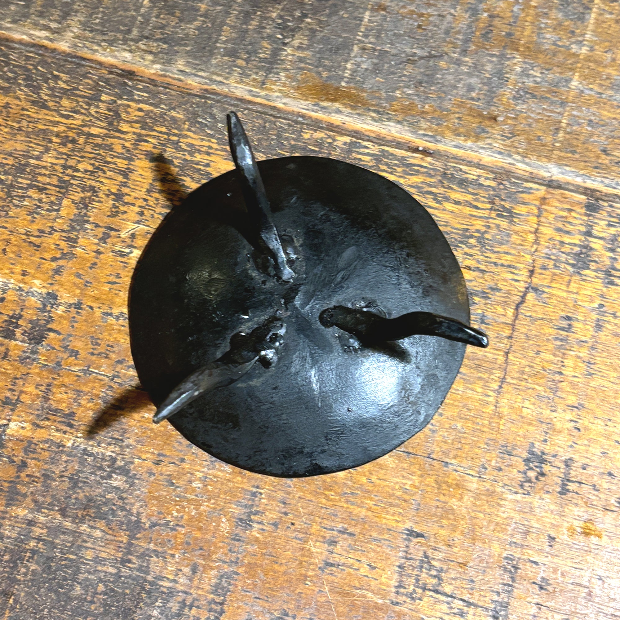 Iron Plate-Shaped Candle Holder